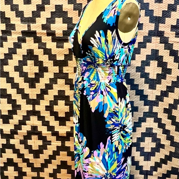 Dark floral tiered long maxi dress sleeveless cross front elastic waist backless - Picture 4 of 14